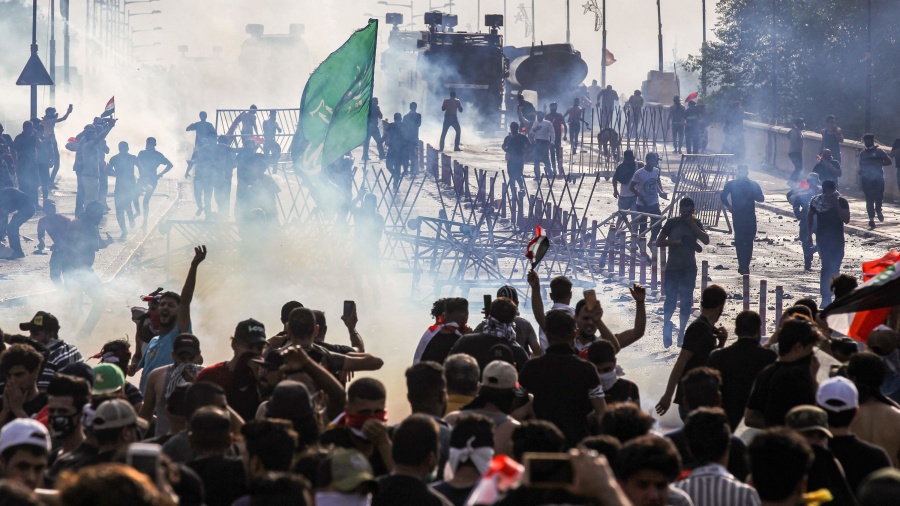 Συνεχίζεται η πολιτική ανυπακοή στο Ιράκ – Συνεχείς διαδηλώσεις και αναταραχές