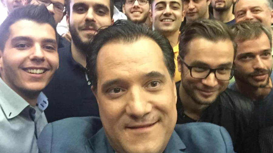 Άδωνις Γεωργιάδης: Πήγα σούπερ μάρκετ και με έβγαλαν 7 selfie - Ο κόσμος είναι ώριμος και καταλαβαίνει