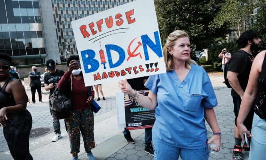 ΗΠΑ - Δικαιοσύνη: Γιατί η υποχρεωτικότητα των εμβολιασμών παραβιάζει τα συνταγματικά δικαιώματα 84 εκατ. Αμερικανών