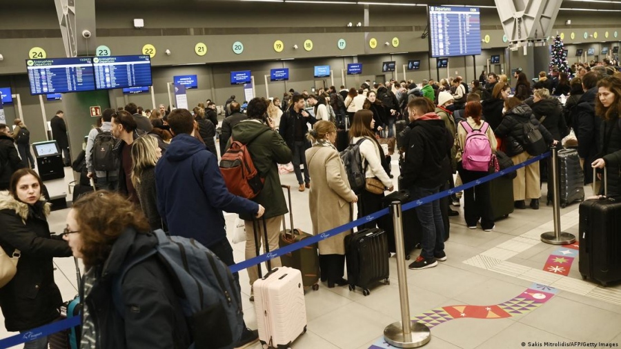 Spiegel: Υπόνοιες διαφθοράς στο πρόβλημα του FIR