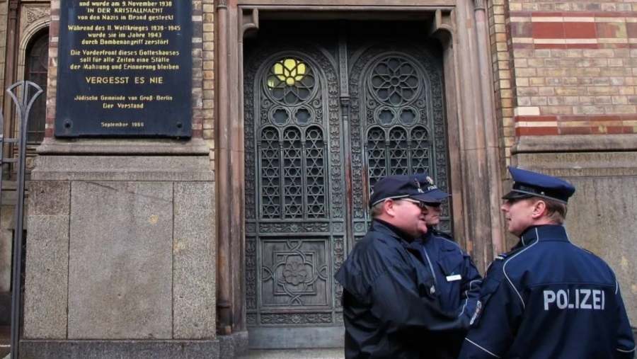 Σάλος στη Γερμανία - Αφγανός φέρεται να έχει κατασκοπεύσει εβραϊκούς στόχους για το Ιράν