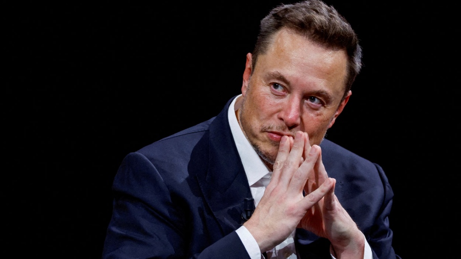 Με μια μόνο λέξη... Πώς σχολίασε ο Elon Musk τη συνάντηση Putin - Trump