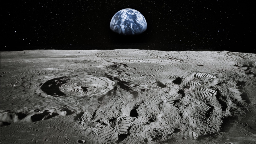 Ο άνθρωπος που «πούλησε» τη Σελήνη - Η ιστορία του Dennis Hope, που έβγαλε 12 εκατ. δολ. από... οικόπεδα στο φεγγάρι