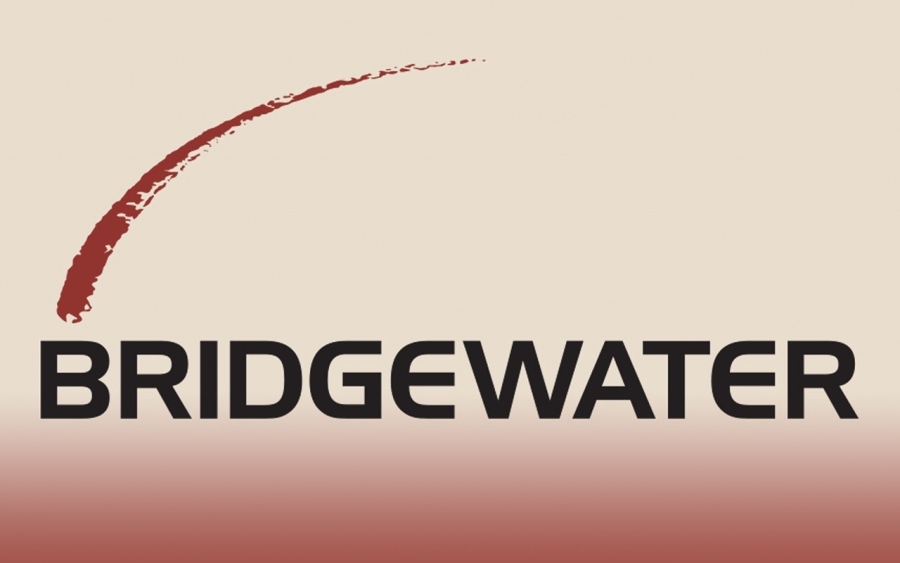 Bridgewater: Σε παγίδα υπερβολικής αυτοπεποίθησης οι επενδυτές – Υποτιμούν τη γεωπολιτική