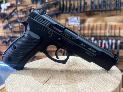 Η «ναυαρχίδα» γιορτάζει το χρυσό ιωβηλαίο: CZ 75 50th Anniversary Edition