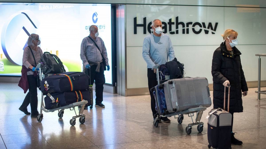 «Δεν είναι σαφές πώς θα αρθεί η γενική απαγόρευση ταξιδιού», λέει το Ην. Βασίλειο