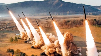 Αμόκ στην Ουκρανία: «Τρύπησαν» οι αεράμυνες λόγω του πολέμου στο Ιράν - Η Ρωσία σκεπάζει τους ουρανούς με βαλλιστικούς