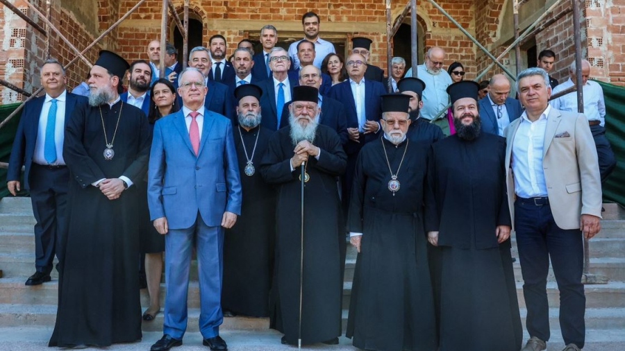 Στο υπό ανέγερση Ιωνικό Κέντρο της Ιεράς Μητρόπολης Νέας Ιωνίας ο Τασούλας: Ζήσαμε μια ξενάγηση ενός θαύματος δημιουργίας