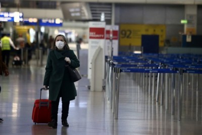 Καραντίνα 5 ημερών σε ταξιδιώτες που φτάνουν στην Αγγλία - Τα Κανάρια εκτός διαδρόμου