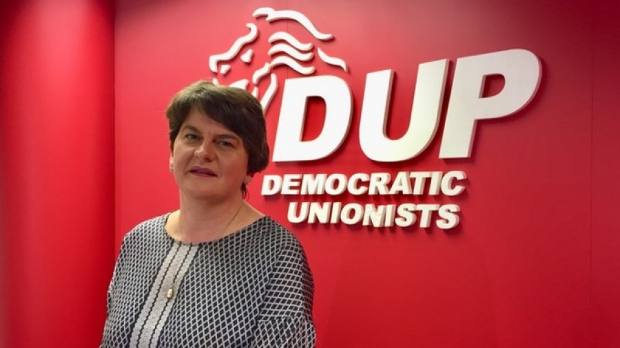 Απορρίπτει το DUP της Β. Ιρλανδίας τη νέα συμφωνία για το Brexit