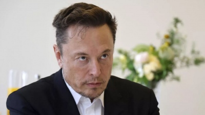 Εξομολόγηση Elon Musk: Δεν είμαι ευτυχισμένος, τα χρήματα δεν μπορούν να αγοράσουν τα πάντα