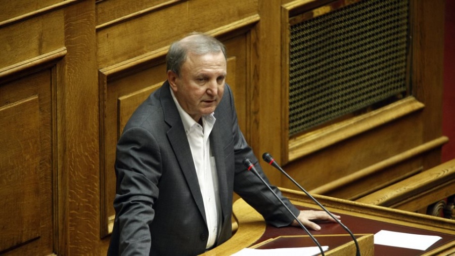 Τι απαντά ο Παπαδόπουλος (ΣΥΡΙΖΑ) στην κατηγορία Καμμένου για ρουσφέτια – Να φύγει από το υπουργείο Άμυνας