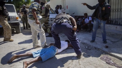 Πολύνεκρη απόδραση κρατουμένων – Νεκρός και ο διευθυντής της φυλακής στην Αϊτή