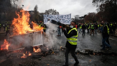 Ευρωπαϊκές χώρες εκφράζουν ανησυχία για την ασφάλεια των πολιτών τους στη Γαλλία