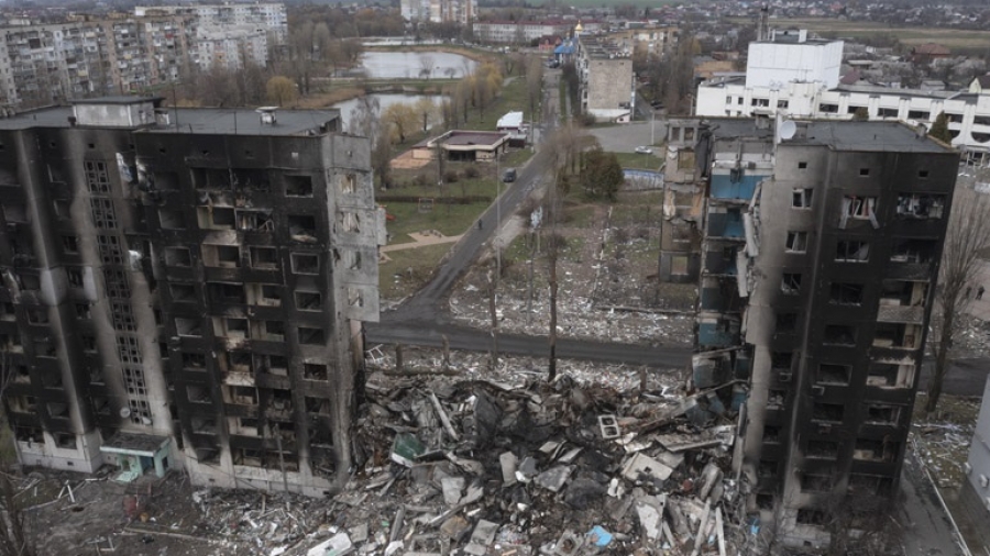 Ρωσικοί βομβαρδισμοί στο Χάρκοβο – Ένας νεκρός και 18 τραυματίες