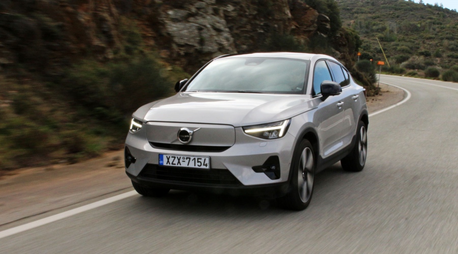 Δοκιμάζουμε το εκρηκτικό Volvo C40 Recharge AWD