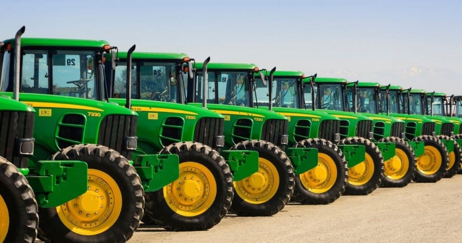 ΗΠΑ: Αύξηση κερδών για την Deere στα 12,65 δισ. δολ, με ενίσχυση των παραδόσεων