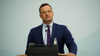 Spahn ( υπ. Υγείας Γερμανίας): Ανεύθυνη πράξη των νεαρών Γερμανών τα πάρτι στην «επικίνδυνη» Ισπανία, εν μέσω πανδημίας