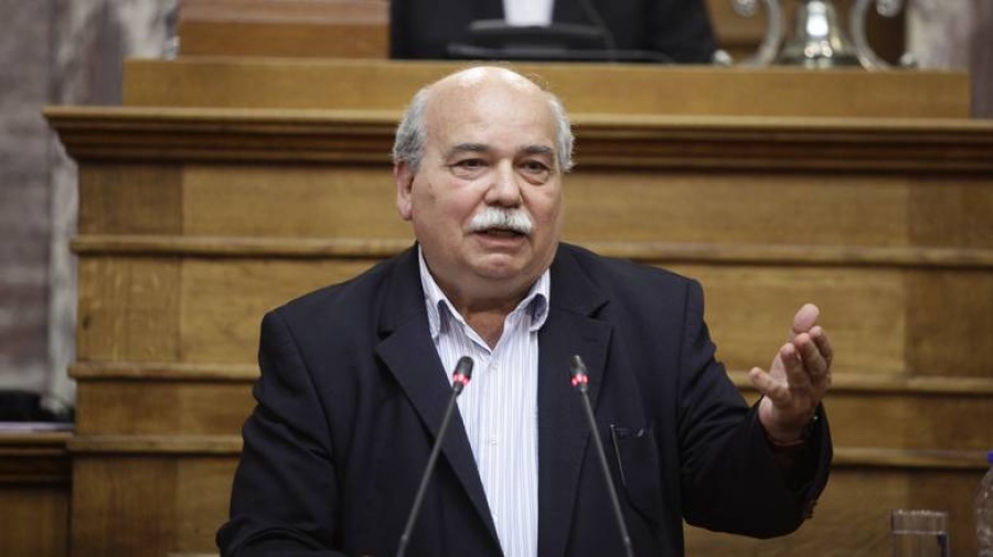 Βούτσης: Έγιναν λάθη, υπήρχαν πολιτικές ευθύνες για το Μάτι – Αποκλείεται να γνώριζε για νεκρούς ο Τσίπρας