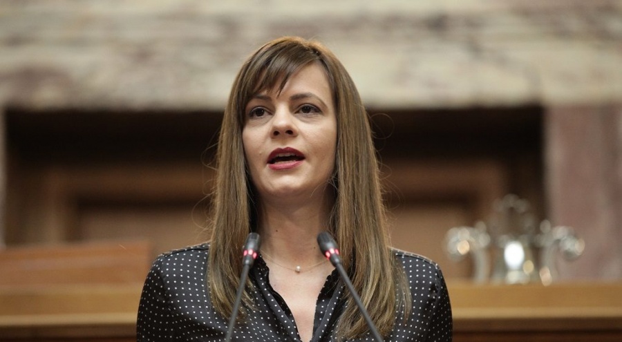 Αχτσιόγλου: Τον Οκτώβριο οι αποφάσεις για τις συντάξεις – Δεν είναι αναγκαία η περικοπή τους