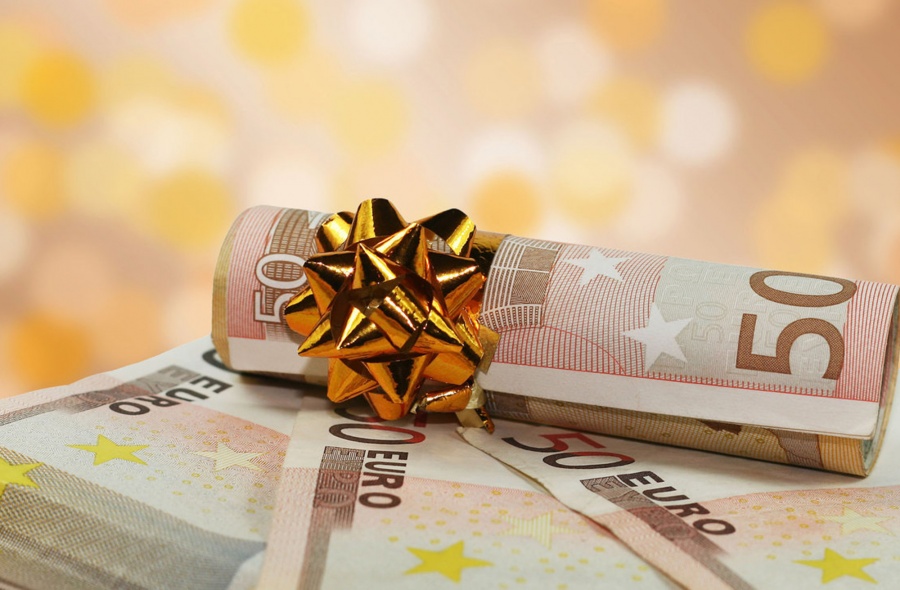 Λέσβος: Εργοδότης ζήτησε πίσω το δώρο Χριστουγέννων απειλώντας με απολύσεις