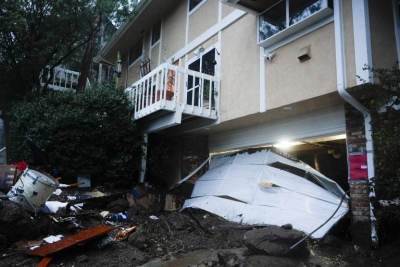 Ισχυρή καταιγίδα στην Καλιφόρνια – Φόβοι για φονικές πλημμύρες