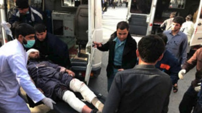 Αφγανιστάν: Στους 103 οι νεκροί και στους 235 οι τραυματίες από την επίθεση με παγιδευμένο ασθενοφόρο