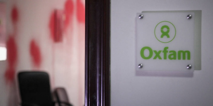 Εισβολή του Ρουβίκωνα στη ΜΚΟ Oxfam