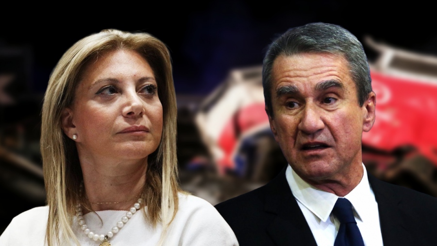 Χείμαρρος Καρυστιανού κατά Λοβέρδου - Ιδού ο νόμος περί εσχάτης προδοσίας - Θέλετε πολιτικούς που παραβιάζουν το Σύνταγμα;