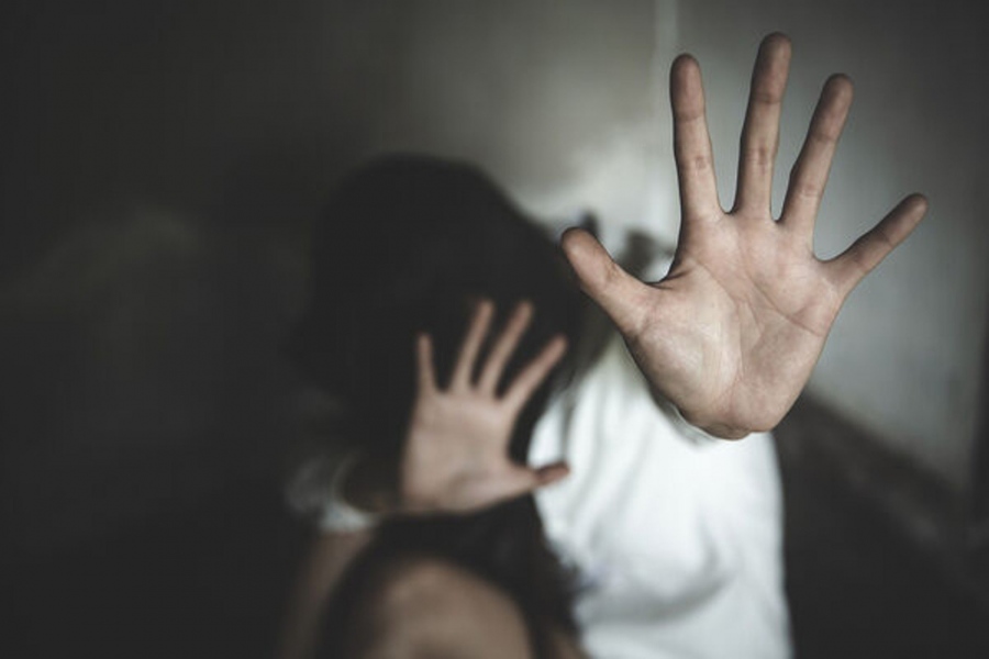 Μάχη για τη ζωή της δίνει 40χρονη ύστερα από άγριο ξυλοδαρμό – Την σακάτεψε ο άντρας της μπροστά στα παιδιά