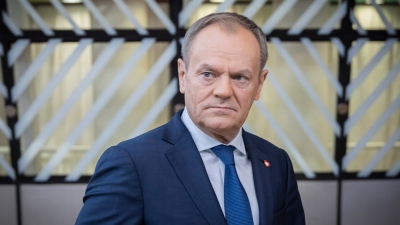 O Tusk στήνει βρώμικο παιχνίδι στον Trump: «Οι ΗΠΑ συμφώνησαν σε αποστολή στρατού στην Ουκρανία»