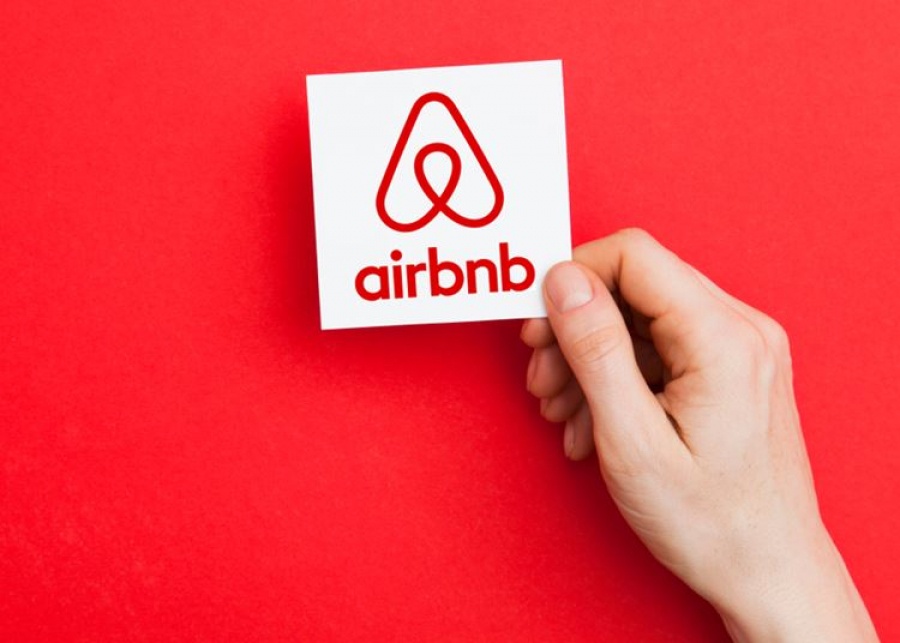 Μετά την έκρηξη της Airbnb με τις ενοικιάσεις κατοικιών, ο κορωνοιός προκαλεί σοκ, καταρρέουν οι κρατήσεις παγκοσμίως