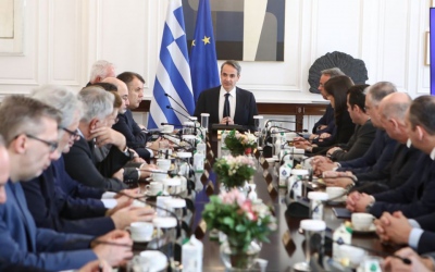 Η αντιπολίτευση για το νέο Υπουργικό: Ανακύκλωση, αντιλαϊκές «περγαμηνές», πρώην ΠΑΣΟΚ και ... αυτοδιάψευση