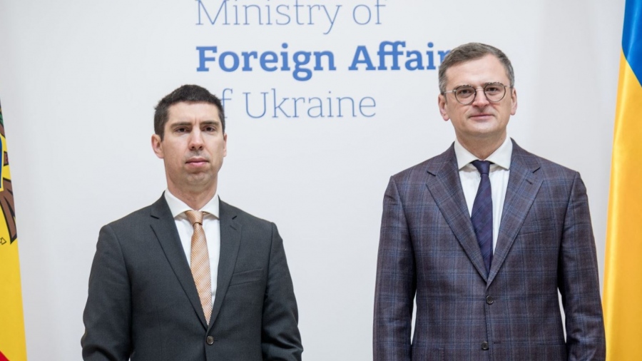 Kuleba (ΥΠΕΞ Ουκρανίας): Στηρίζουμε την εδαφική ακεραιότητα της Μολδαβίας - Η Ρωσία θα αποτύχει στην Υπερδνειστερία