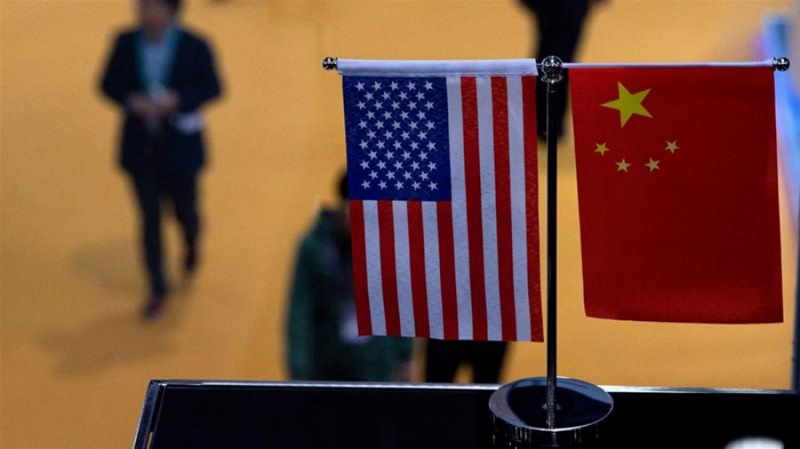 Κλιμακώνεται ο εμπορικός πόλεμος: Η Κίνα απαιτεί από τις ΗΠΑ να καταργήσουν τις κυρώσεις