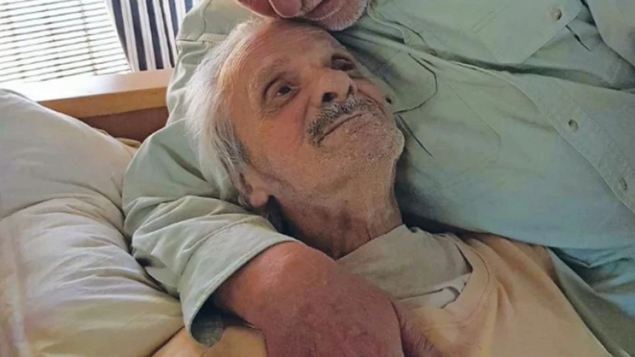 Συνεχίζει να δίνει τη μάχη του ο ηθοποιός Σπύρος Φωκάς - Η κατάσταση της υγείας του παραμένει επιβαρυμένη