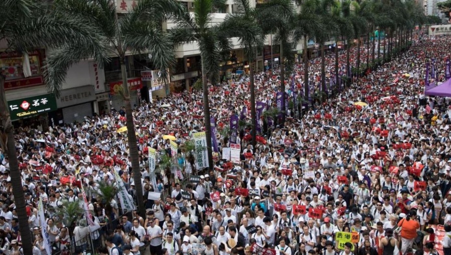 Τι προμηνύουν οι ιστορικές διαδηλώσεις στο Χονγκ Κονγκ - Το μήνυμα σε Κίνα