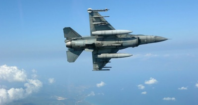 Μπαράζ τουρκικών παραβιάσεων πάνω από το Αιγαίο