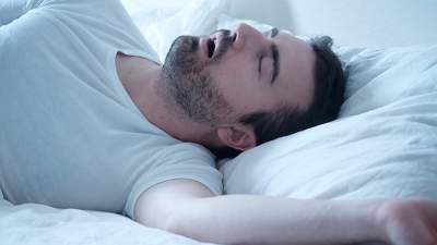 Άπνοια στον ύπνο: Τι είναι και πώς θεραπεύεται;