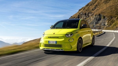 Το Abarth 500e έχει 155 ηλεκτρικά άλογα