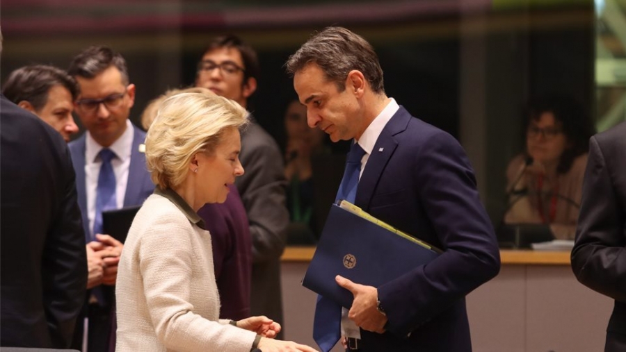 Η Κομισιόν στέλνει στην Ελλάδα ειδικούς για τους σιδηρόδρομους - Επικοινωνία von der Leyen με Μητσοτάκη