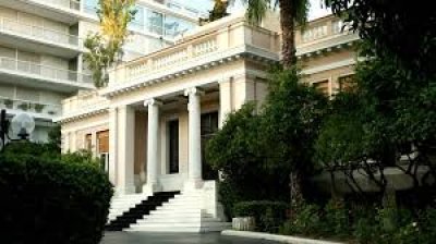 Κυβερνητικές πηγές: Η Ελληνική Πολιτεία θα τηρήσει τις δεσμεύσεις της για την επένδυση του Ελληνικού