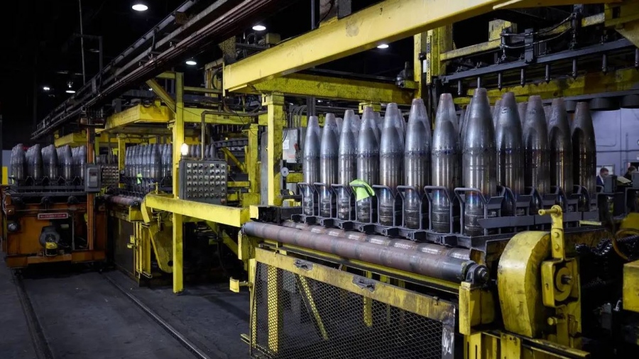 Προκαλεί το Αζερμπαϊτζάν - Θα παράγει βλήματα πυροβολικού για την Ουκρανία