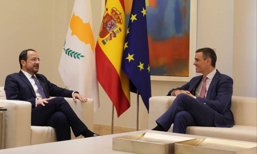Χριστοδουλίδης: Η Κύπρος ευχαριστεί τον Sanchez για την αποστολή φρεγάτας την δύσκολη περίοδο του πολέμου στο Ιράν