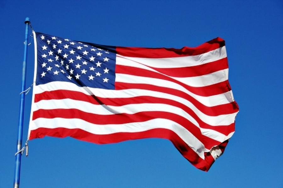 Μεγαλύτερους δασμούς σε κινεζικά προϊόντα επιβάλλουν τα αμερικανικά τελωνεία