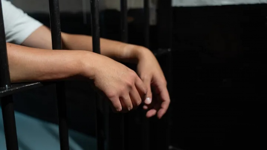 Συνελήφθη ο 23χρονος Ρομά για τον άγριο ξυλοδαρμό του 4χρονου γιου της συντρόφου του