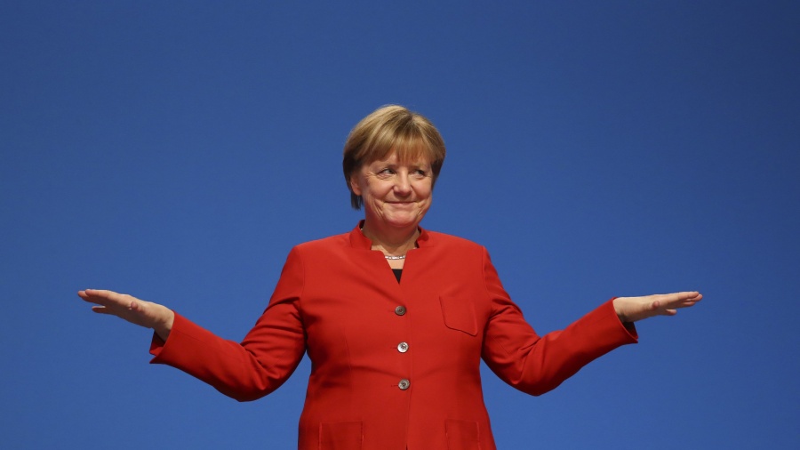 Η Merkel καλωσορίζει τις προτάσεις της May για το Brexit