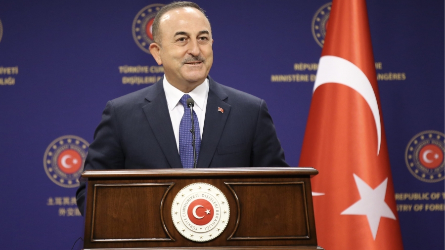 Ευθεία απειλή Cavusoglu: Αμφισβήτηση ελληνικής κυριαρχίας στα στρατικοποιημένα νησιά - Η αντίδραση της Αθήνας