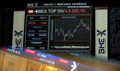 Οι επενδυτές αποσύρουν κεφάλαια από την Ισπανία λόγω της καταλανικής κρίσης
