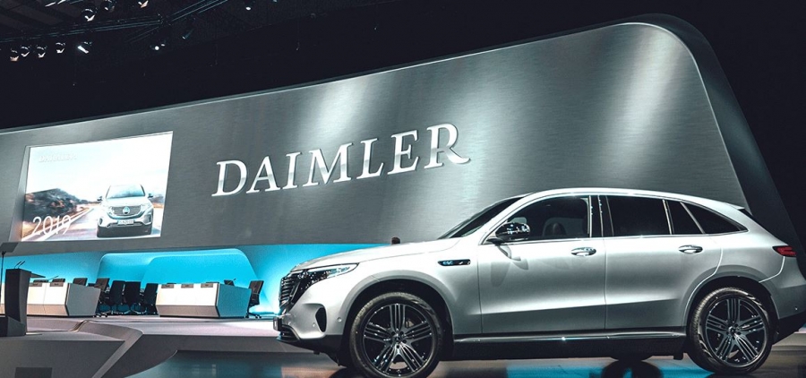 H Daimler ανακαλεί 1,29 εκατ. οχήματα στις ΗΠΑ, λόγω προβλήματος στο λογισμικό